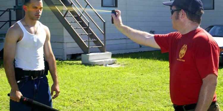 spray de autodefensa