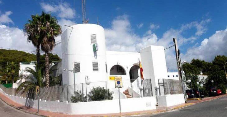 Un vigilante atrapa in fraganti a un hombre que iba a okupar una casa en Ibiza